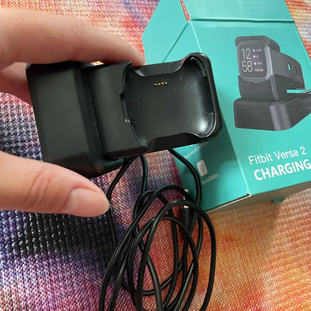 Fitbit Versa 2 charger
